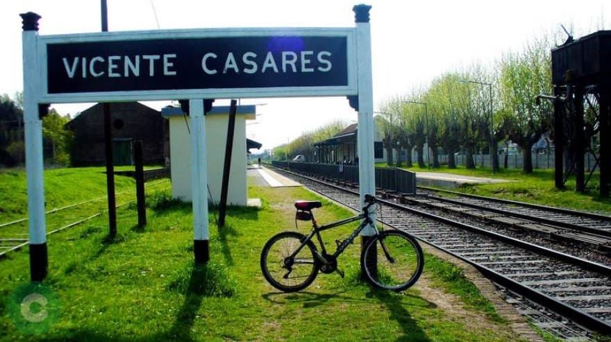 Cuatro encapuchados robaron en un campo