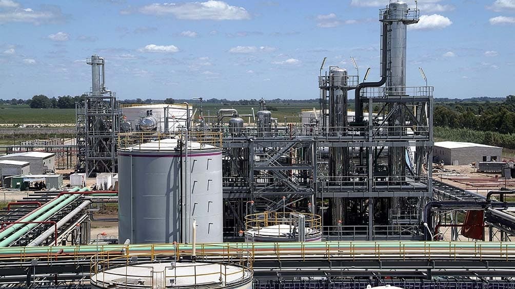 Una amenaza para el planeta: se producirá el doble de combustibles de lo permitido