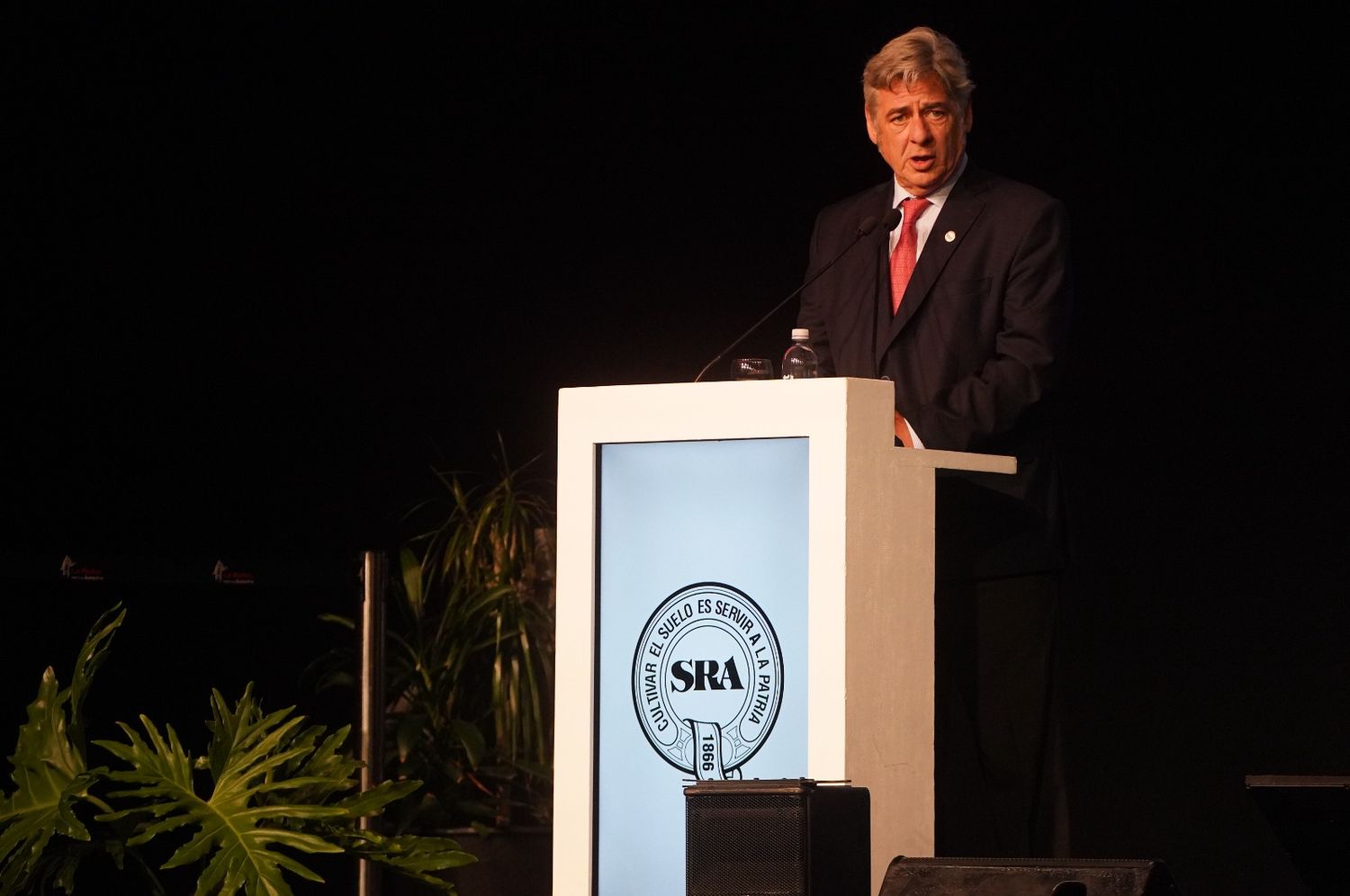 Para el presidente de la Rural, las retenciones son un impuesto “perverso”