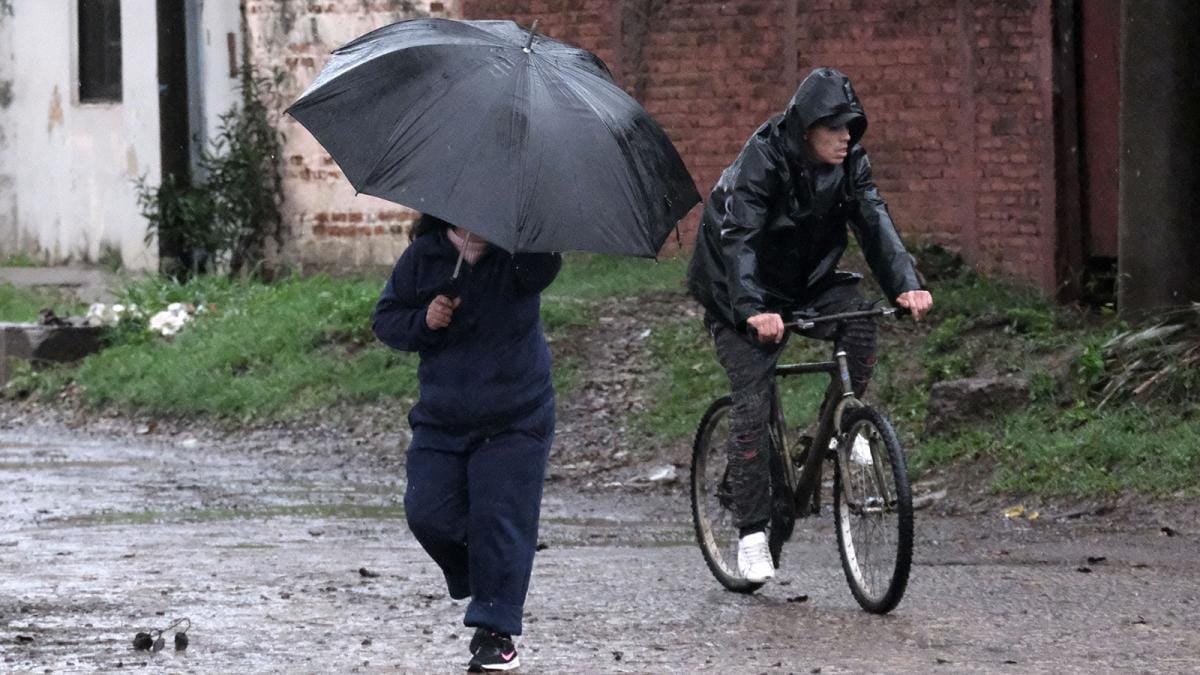Alertas por tormentas fuertes en Corrientes y Santa Fe y por lluvias en siete provincias
