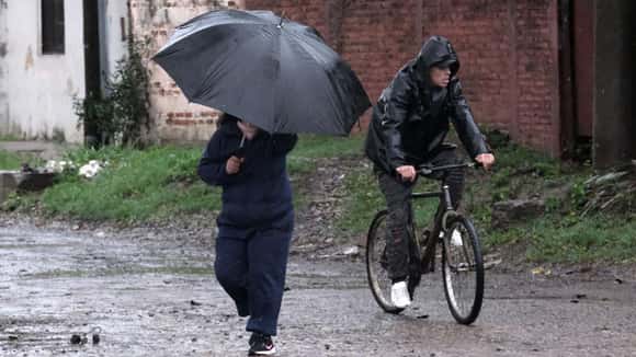 Alertas por tormentas fuertes en Corrientes y Santa Fe y por lluvias en siete provincias