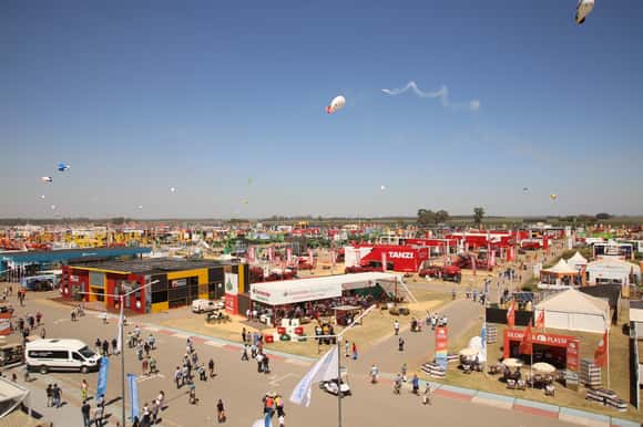Expoagro 2024: Desarrollo Agrario dice presente con nuevas variedades de semillas y financiamiento