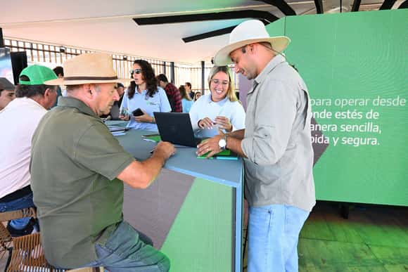 Expoagro: el Banco Provincia llega con créditos en dólares y por homebanking para insumos