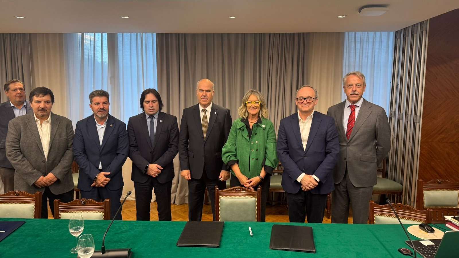 CAA, SAGyP y SENASA firmaron un convenio para potenciar las exportaciones agroindustriales argentinas